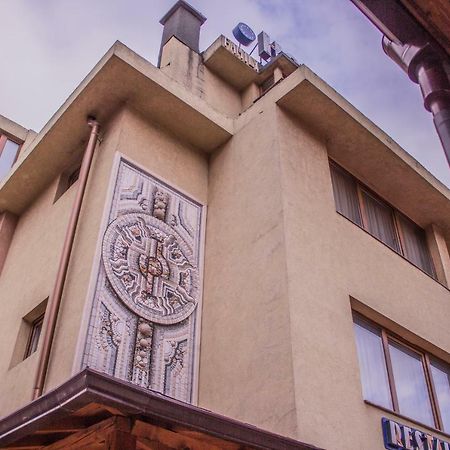 בנסקו Стаи За Гости - Семейна Къща За Гости Ивел מראה חיצוני תמונה